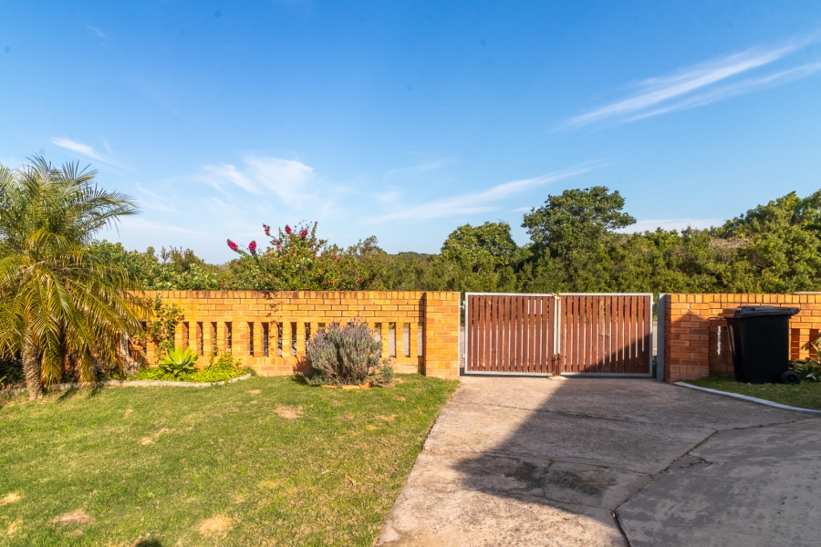 3 Bedroom Property for Sale in Seafield Eastern Cape